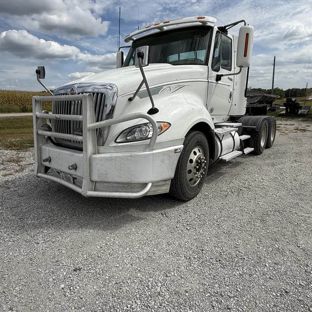 Image of International ProStar Premium equipment image 4
