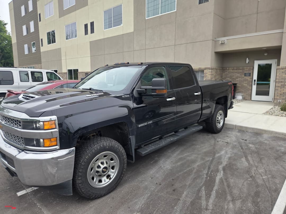 Image of Chevrolet 2500HD Primary image