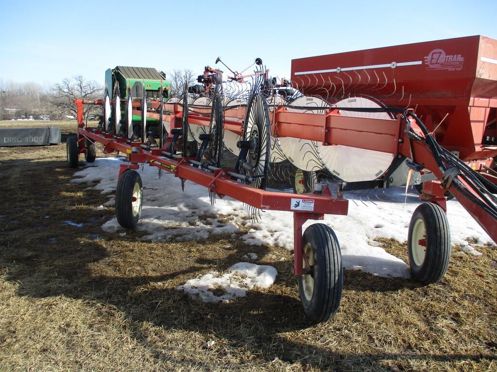 SOLD - H&S 1460/1660 Hi capacity 16 wheel rake, Hyd cart, still has ...