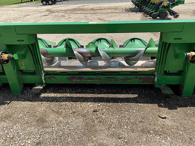 Image of John Deere 608C equipment image 1