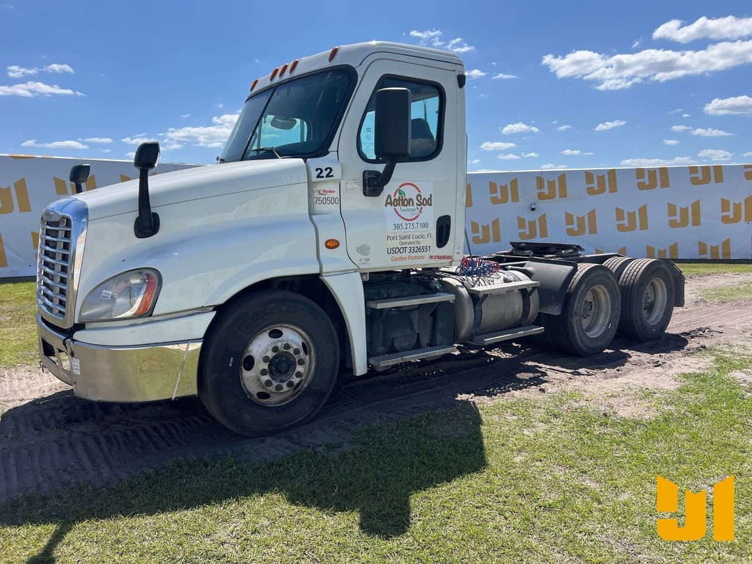Image of Freightliner Cascadia Primary image