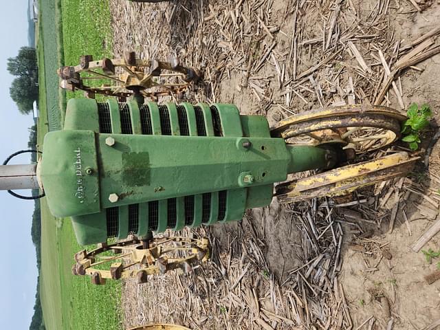 Image of John Deere B equipment image 3