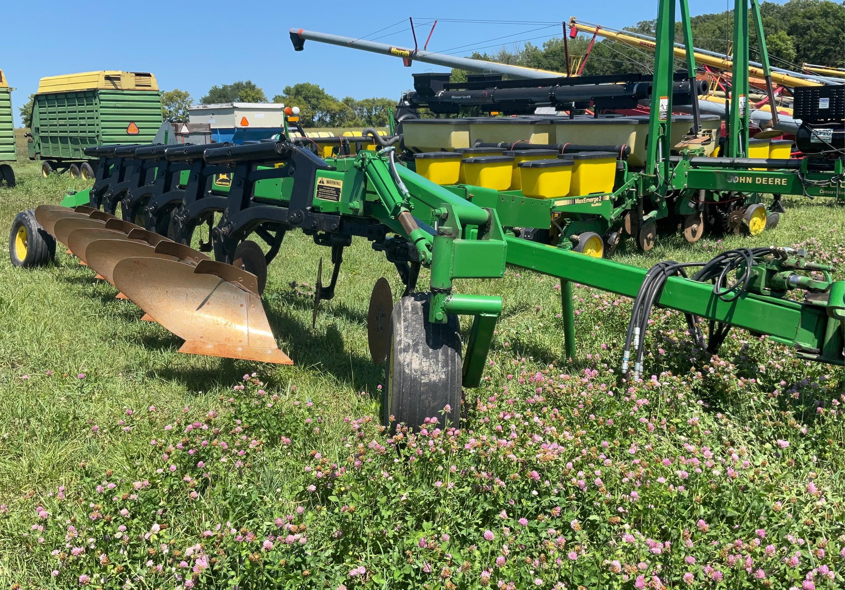 Main image John Deere 2800