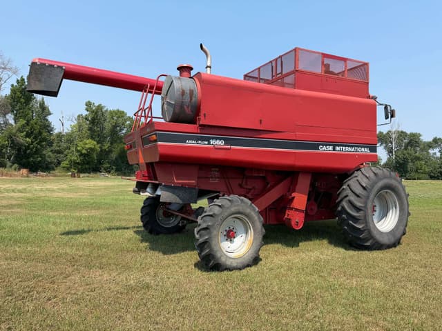Image of Case IH 1660 equipment image 2