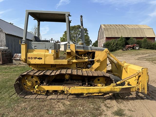 Image of Komatsu D31P equipment image 1