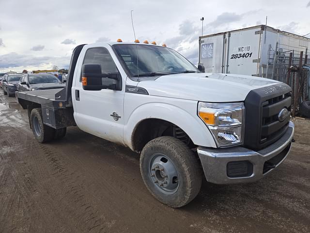 Image of Ford F-350 equipment image 1