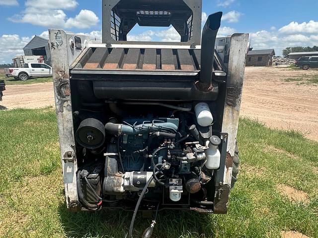 Image of Bobcat 763 equipment image 3