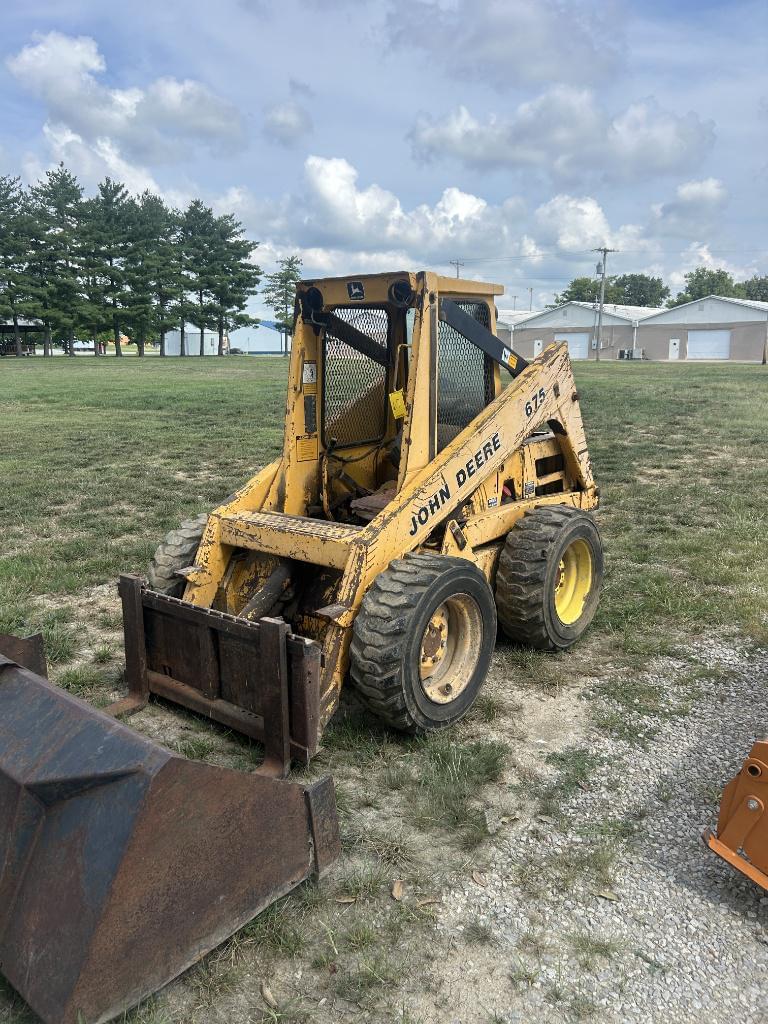 Image of John Deere 675 Primary image