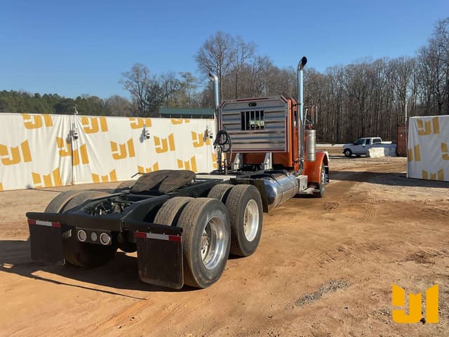 Image of Peterbilt 379 equipment image 4