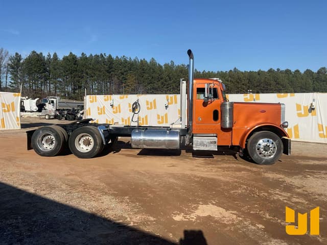 Image of Peterbilt 379 equipment image 3