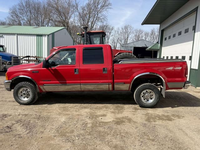 Image of Ford F-250 equipment image 3