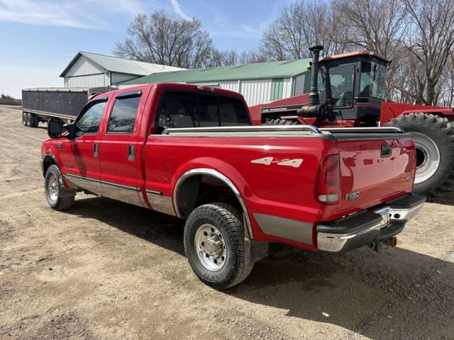 Image of Ford F-250 equipment image 4