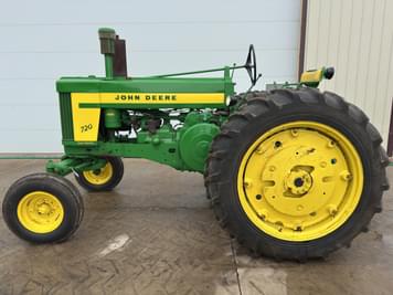 Main image John Deere 720