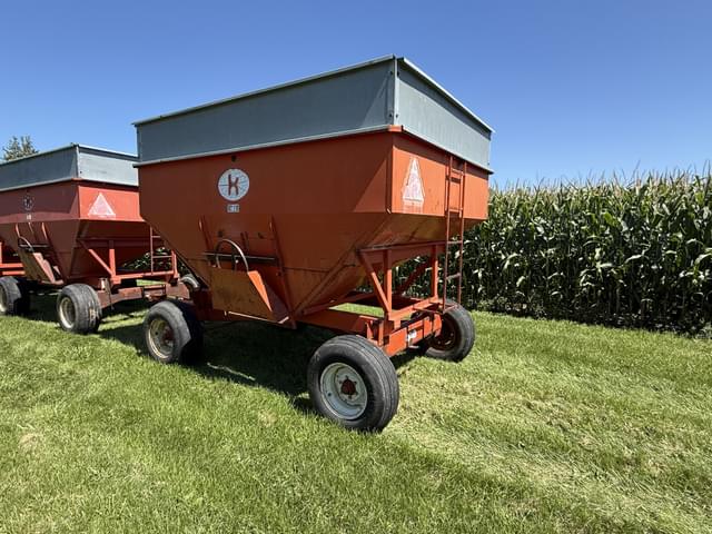 Image of Kory Gravity Flow Wagon equipment image 1