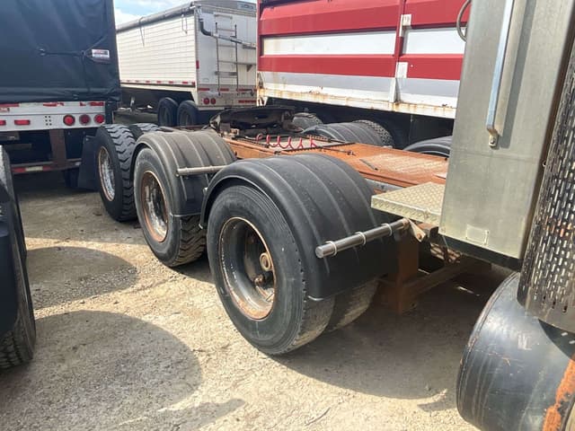 Image of Mack RD688S equipment image 4