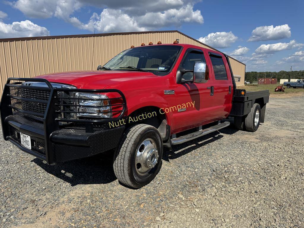 Image of Ford F-350 Primary image