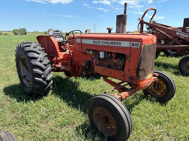 Image of Allis Chalmers D17 equipment image 4