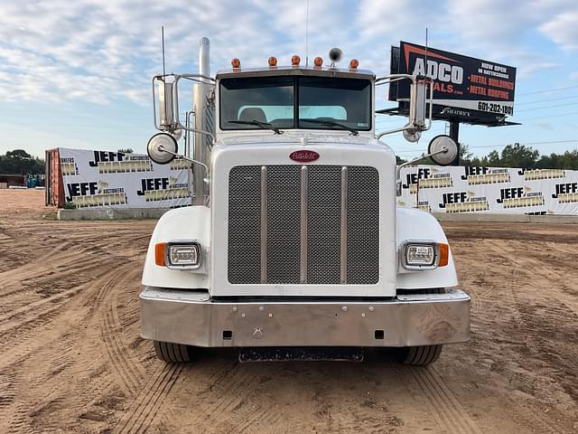 Image of Peterbilt 365 equipment image 1