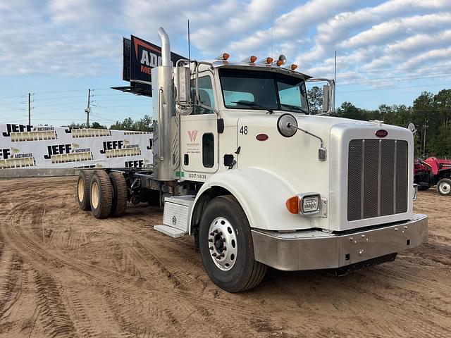 Image of Peterbilt 365 equipment image 2