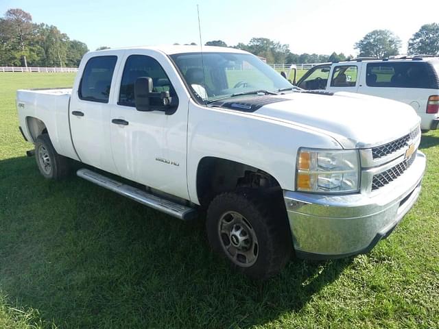 Image of Chevrolet 2500HD equipment image 1