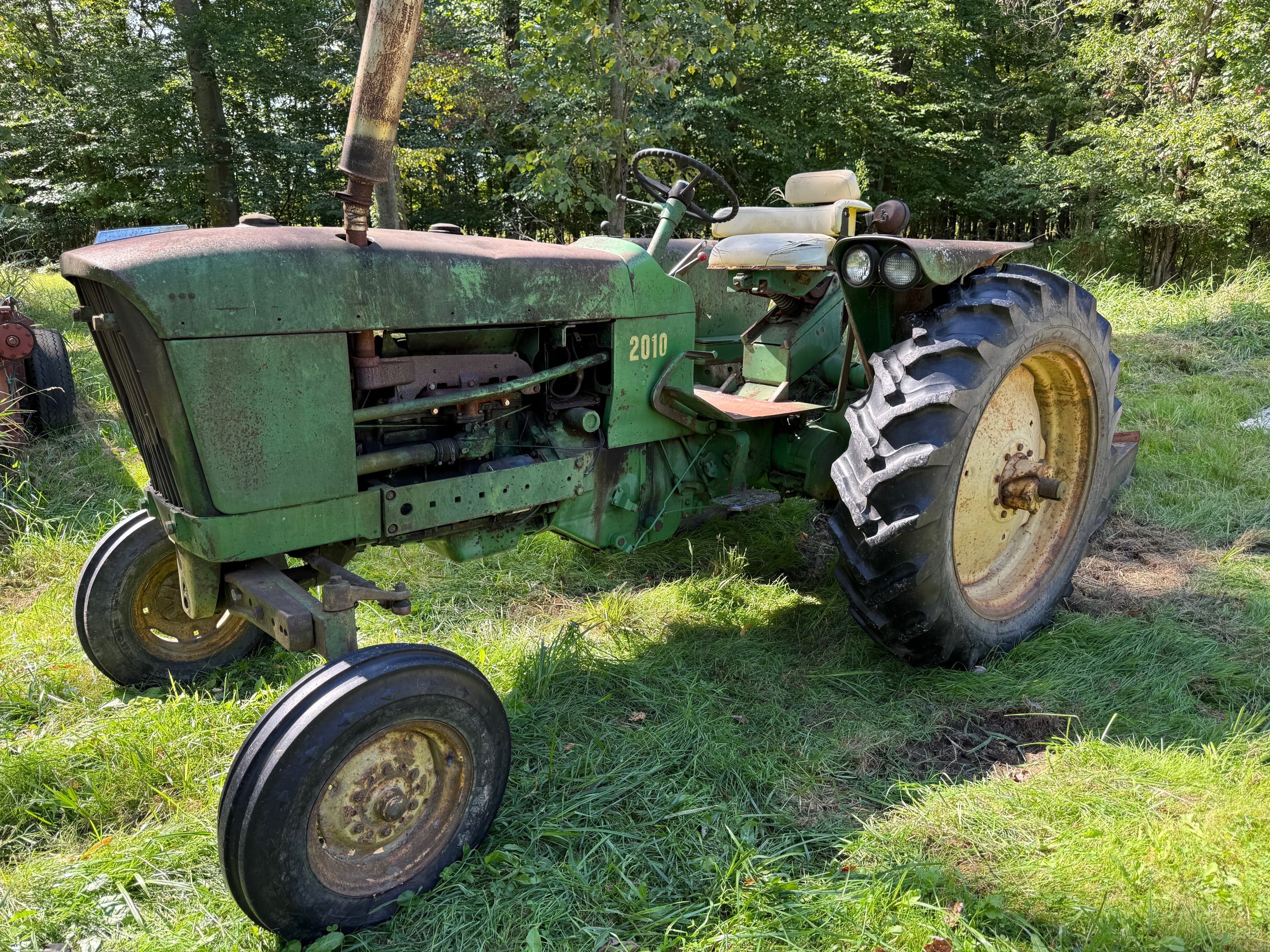 1963 John Deere 2010 Equipment Image0