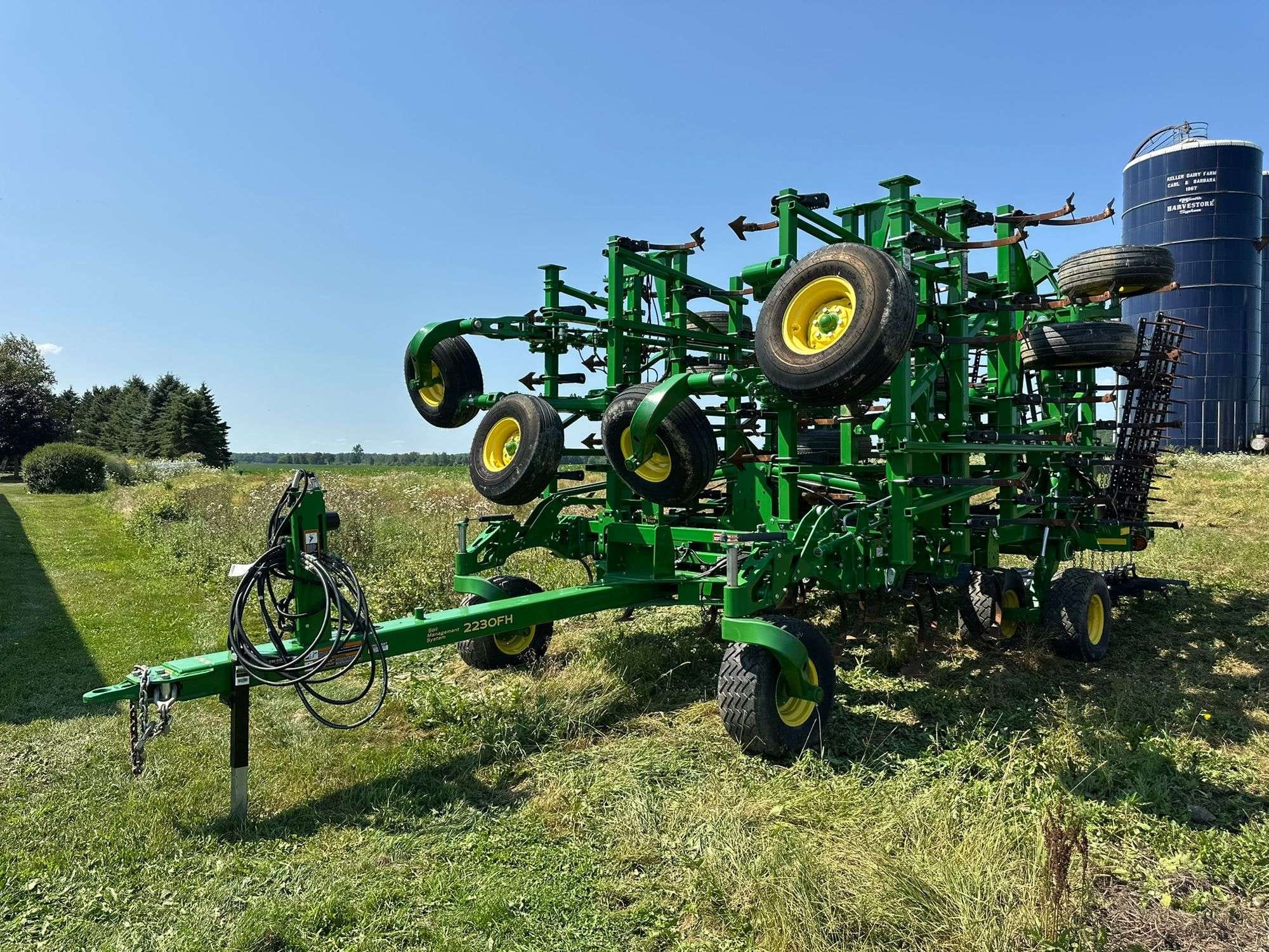 2024 John Deere 2230FH Equipment Image0