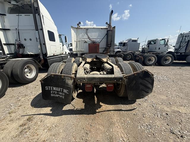Image of White GMC equipment image 4