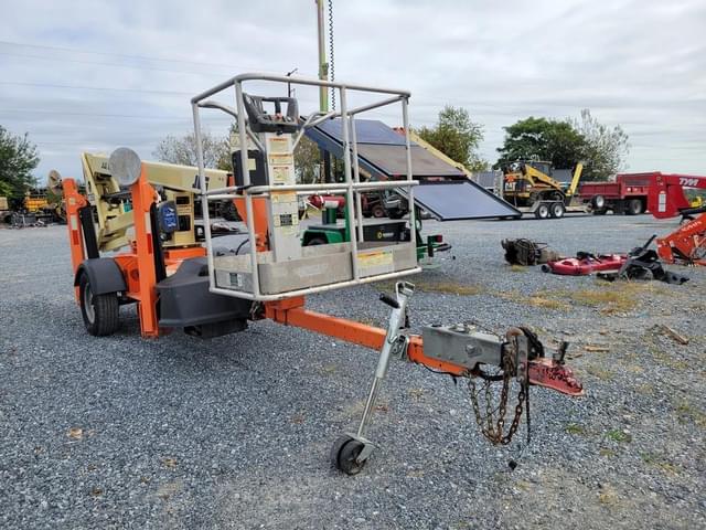 Image of JLG T350 equipment image 3