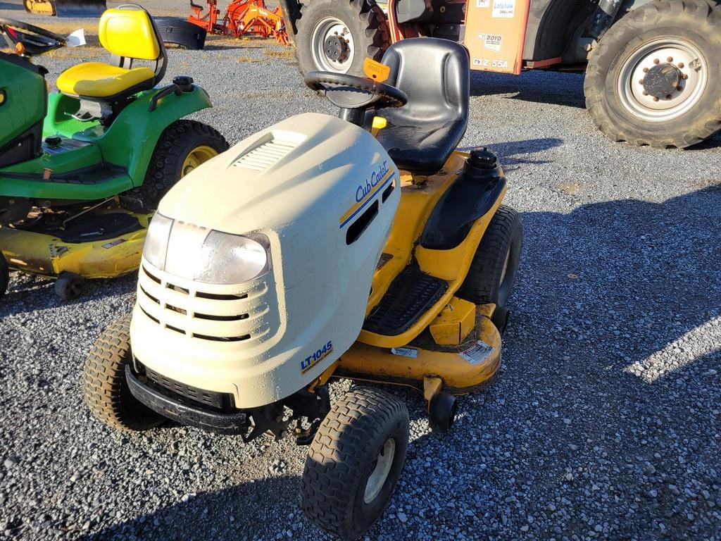 Image of Cub Cadet LT1045 Primary image