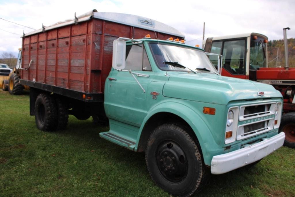 1968 Chevrolet C50 Equipment Image0