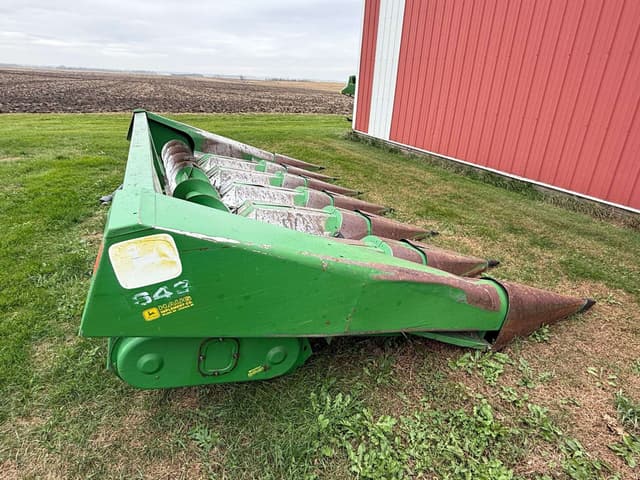 Image of John Deere 643 equipment image 2