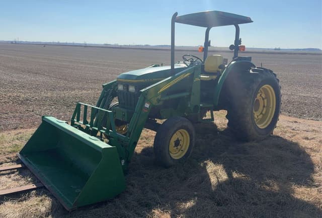 Image of John Deere 5400 equipment image 1