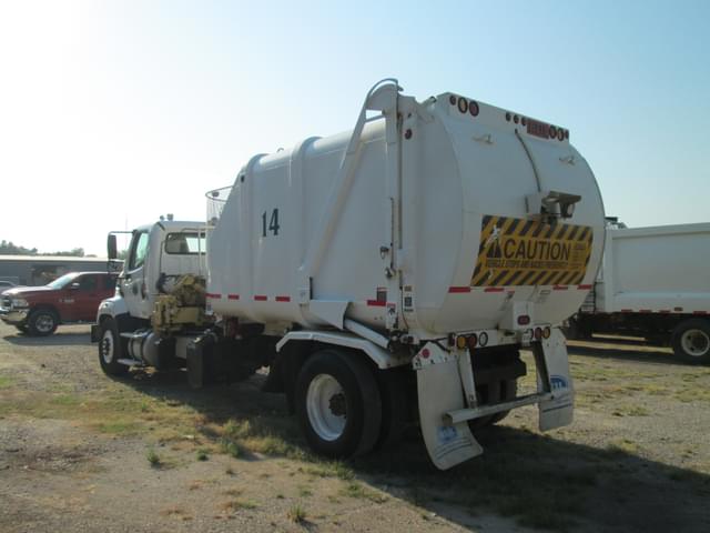 Image of Freightliner 108SD equipment image 3