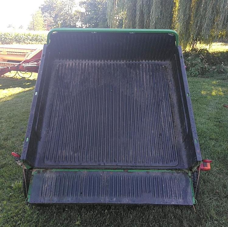 Main image John Deere Gator 6x4 6