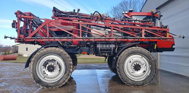 Image of Case IH Patriot 4420 equipment image 3