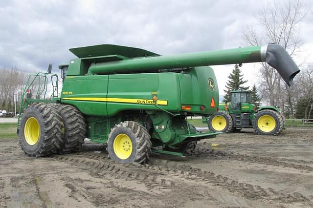 Image of John Deere 9870 STS equipment image 4