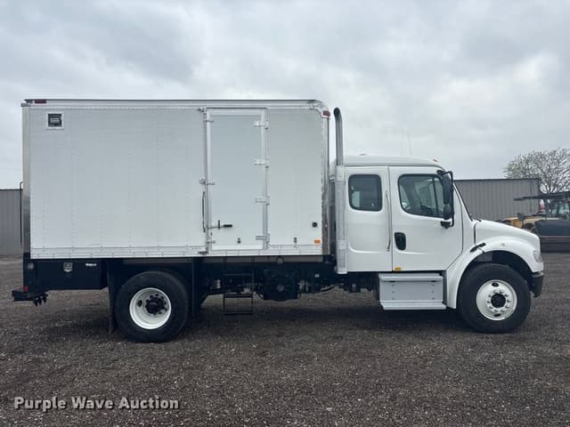 Image of Freightliner Business Class M2 equipment image 3