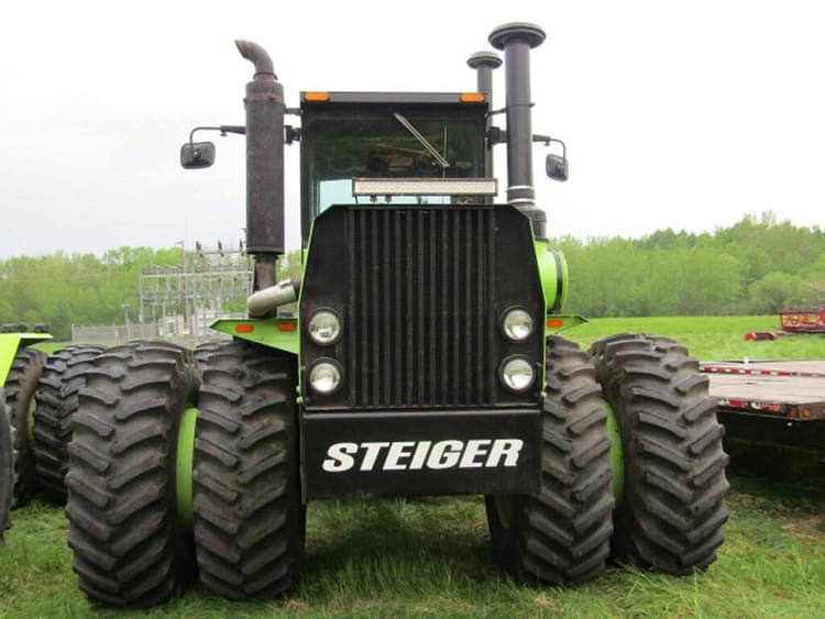 Main image Steiger Panther III ST-310 2