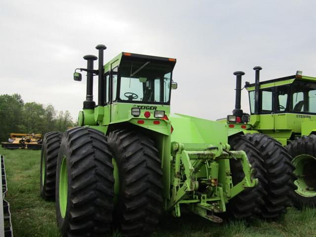 Thumbnail image Steiger Panther III ST-310 3