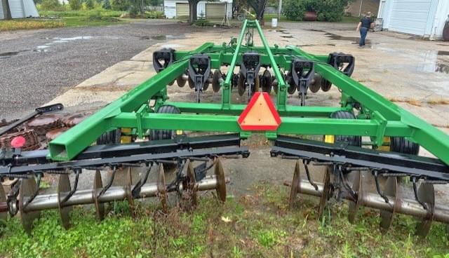 Image of John Deere 510 equipment image 2