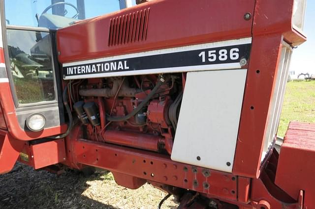 Image of International Harvester 1586 equipment image 3