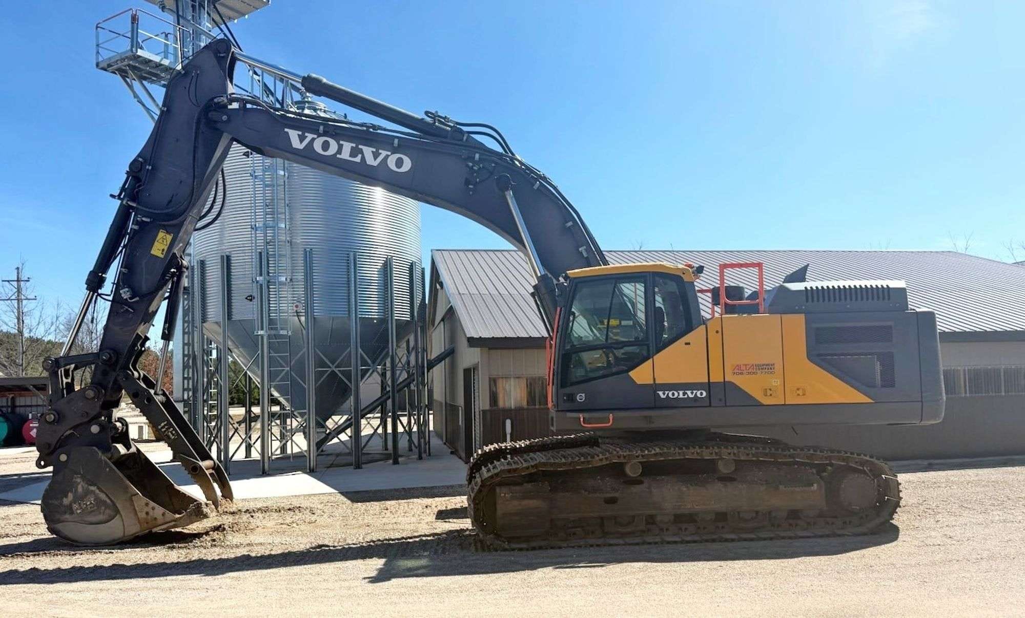 2018 Volvo EC350EL Equipment Image0