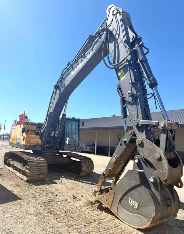 Image of Volvo EC350EL equipment image 1