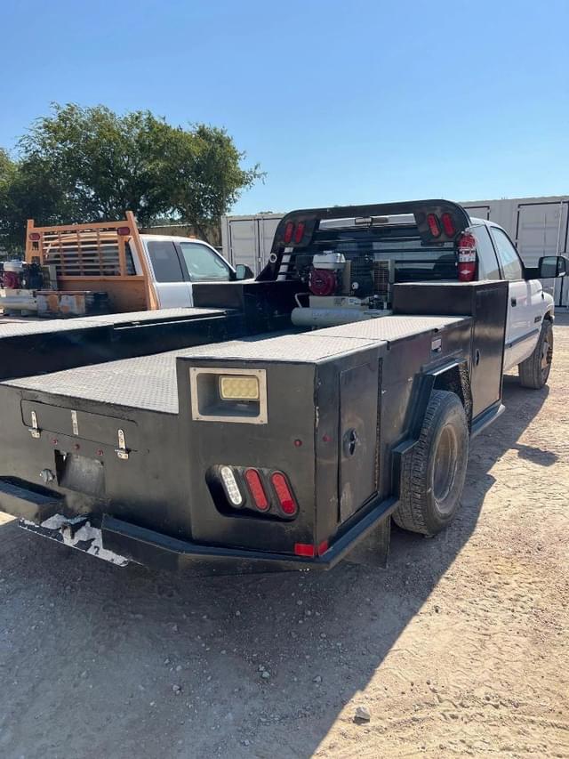 Image of Dodge Ram 3500 equipment image 4