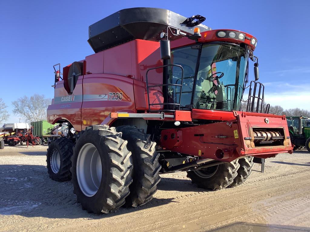 2012 Case IH 7230 Combines Class 7 for Sale | Tractor Zoom