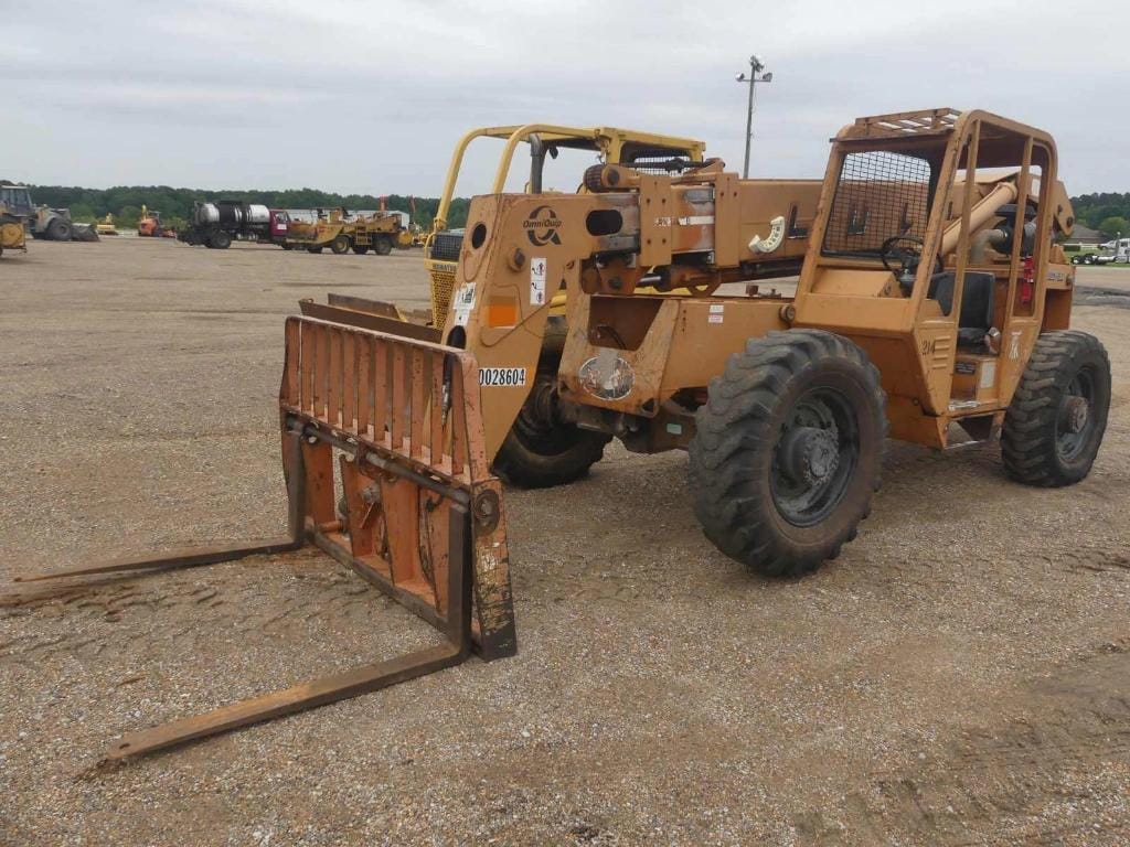 Lull 8K-42 Equipment Image0