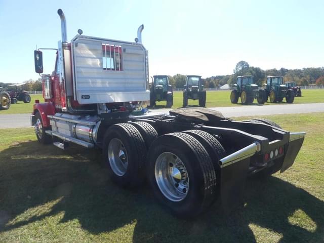 Image of Western Star 4900EX equipment image 3