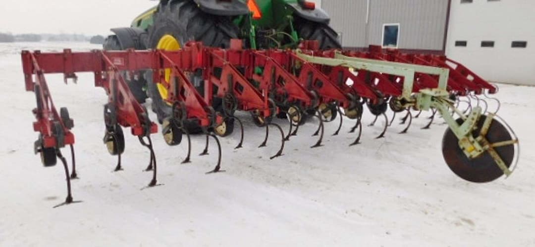 Image of International Harvester 183 Primary image