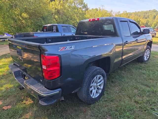 Image of Chevrolet Silverado equipment image 4