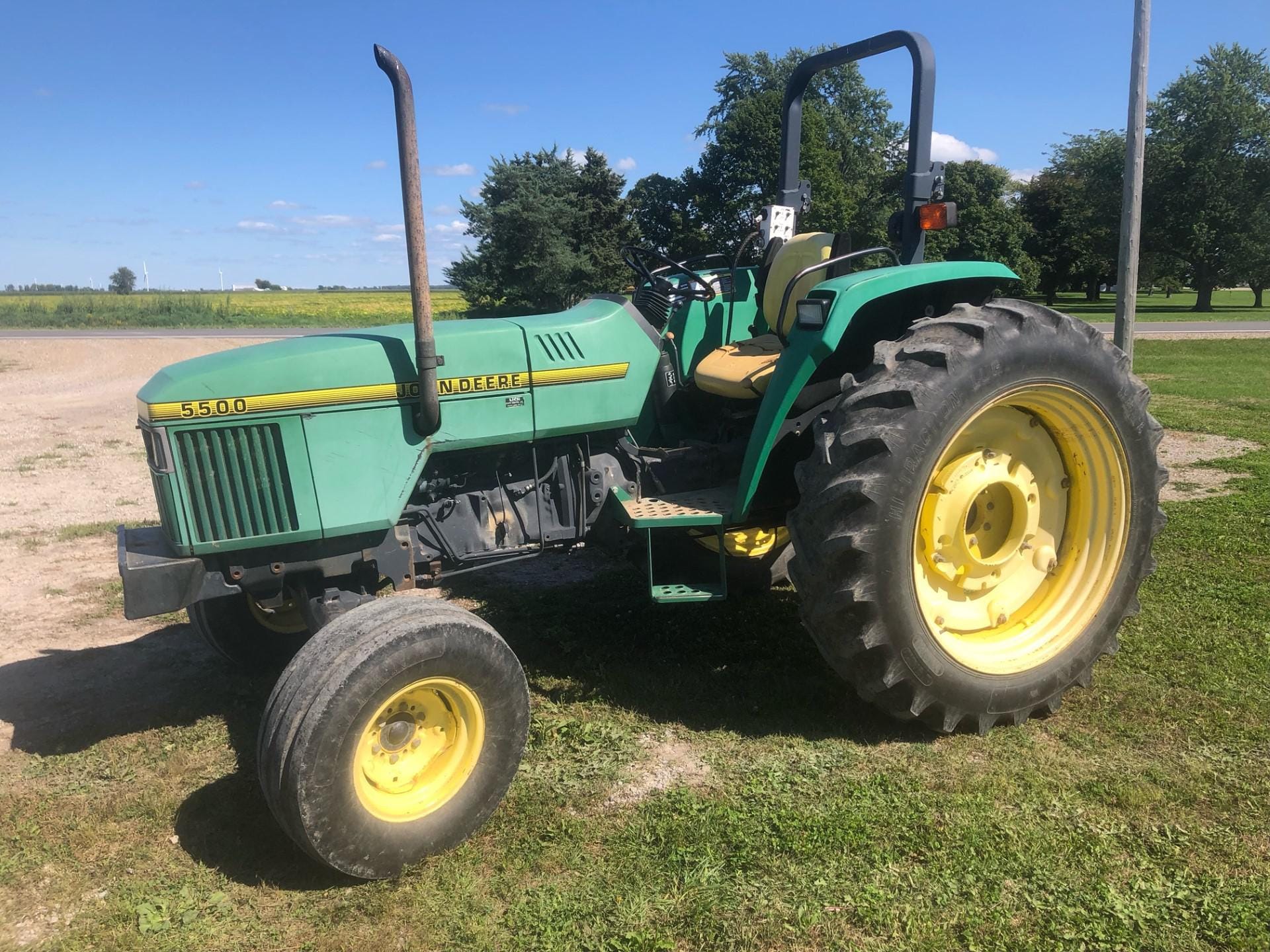 Main image John Deere 5500